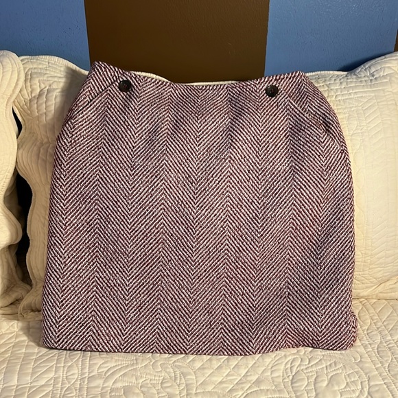 Banana Republic burgundy and white - Picture 1 of 4